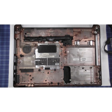 Нижняя часть корпуса для ноутбука HP G7000